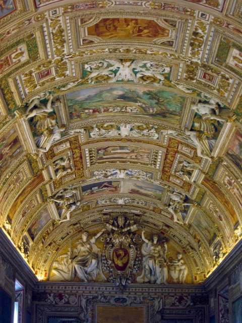 Vatican City - Vatican Museum-25.JPG